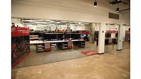 Milwaukee-Tool_Chicago.gif
