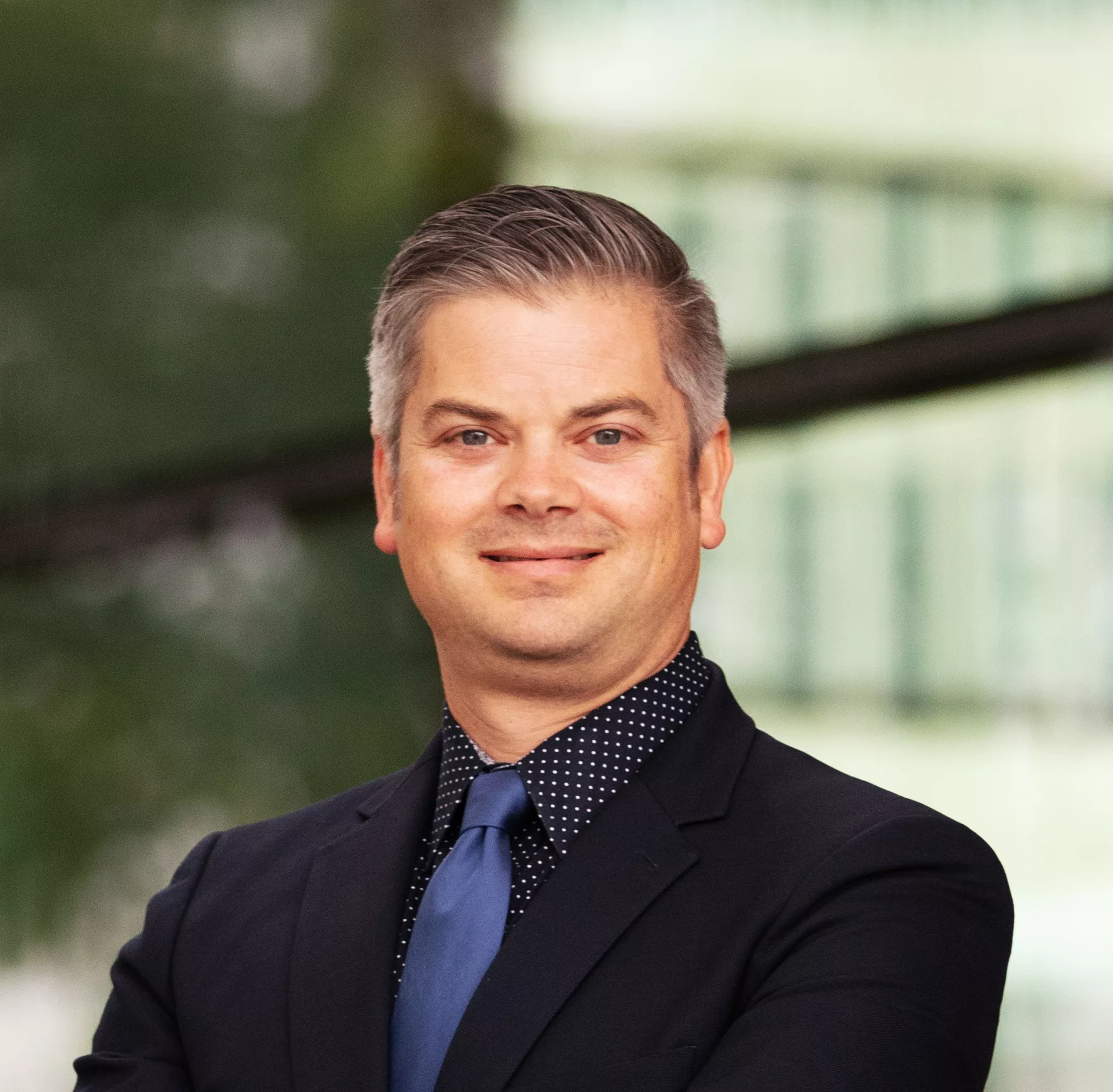 charlie_parham_social_headshot.jpg