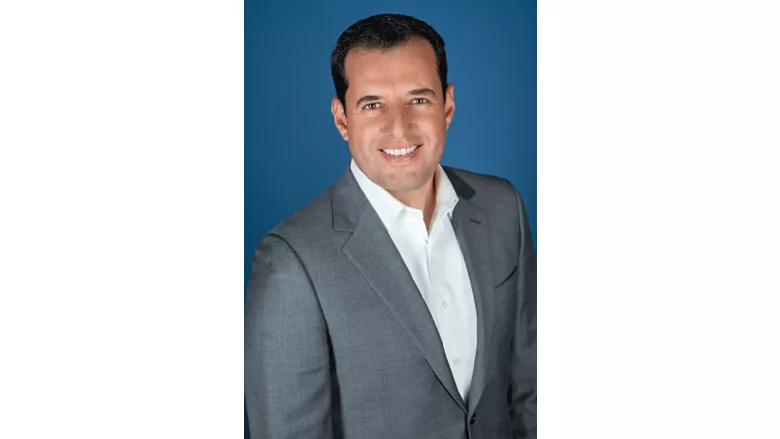Uponor-Andres-Caballero.gif