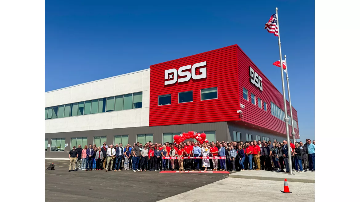 DSG-Fargo_Ribbon-Cutting_050725.jpg