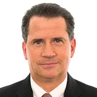Dan Ashenden 200x200 author headshot