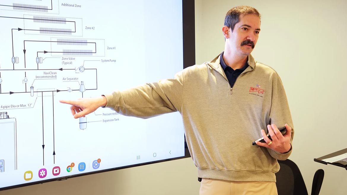 ASA News Case Study: Mid-City Supply Director, Resource Manager Jerry DeMoss Conducts Training