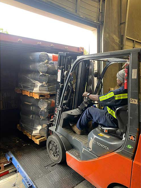 Shipping an order from Saint Louis