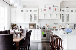 omeowners are sticking to the classics with finishes like white cabinets.