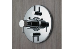 California Faucets' thermostatic shower system