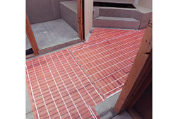 SunTouch floor-heating mat